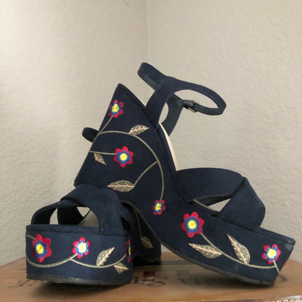MIA Platform Wedge Heel